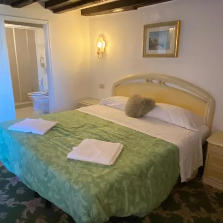 House Maison d'hôtes *